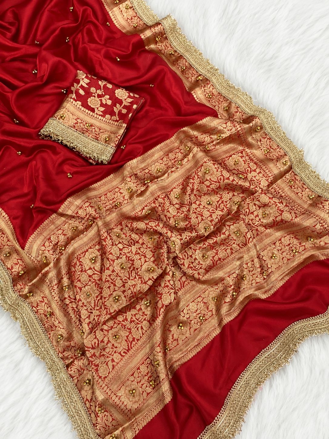 RED TISSUE SILK VIRAL GHUNGROO WORK SAREE WITH RICH PALLU