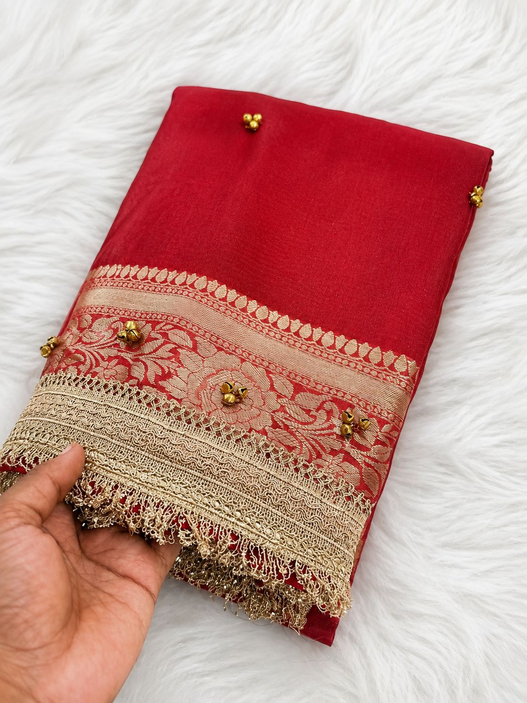 RED TISSUE SILK VIRAL GHUNGROO WORK SAREE WITH RICH PALLU