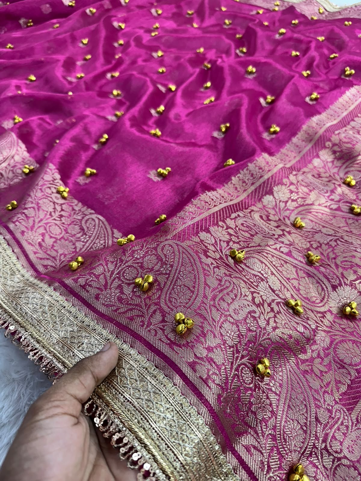 MAHARANI PINK TISSUE SILK VIRAL GHUNGROO WORK SAREE
